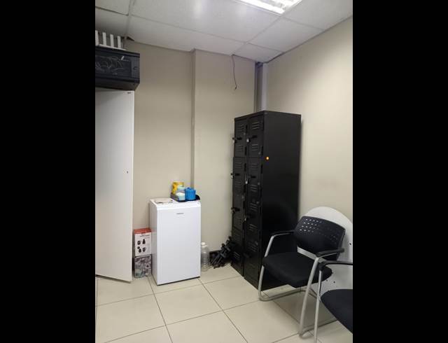 60M² APARTMENT BLOCK TO LET IN NEW TOWN CENTRE