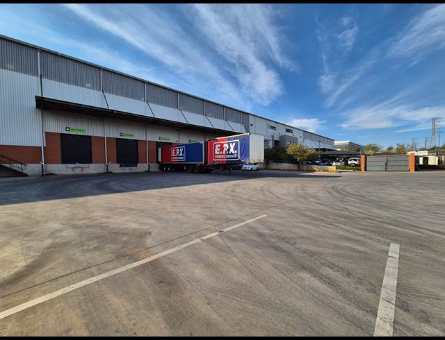 5,622M² WAREHOUSE TO LET IN GOSFORTH PARK