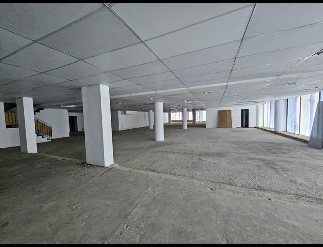 1,452M² BUILDING TO LET IN KRUGERSDORP CENTRAL
