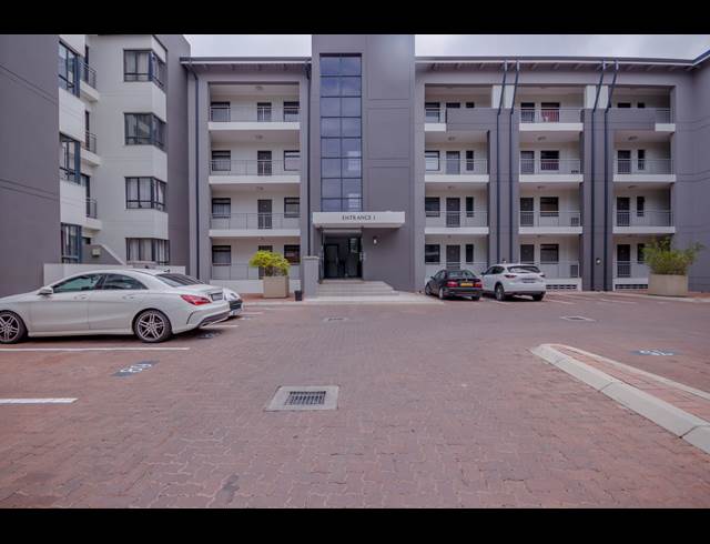2 BEDROOM APARTMENT RENTED IN RIVONIA