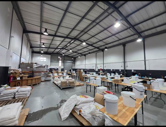 1,002M² WAREHOUSE TO LET IN MALL INTERCHANGE