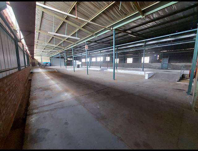 3,000M² FACTORY TO LET IN ANDERBOLT