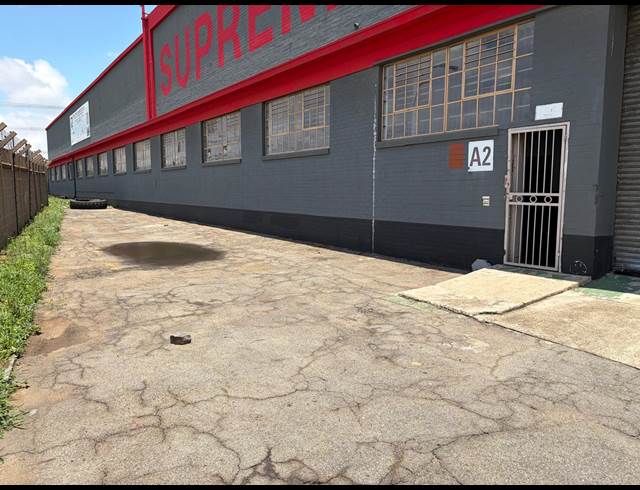 778M² WAREHOUSE TO LET IN STEELEDALE