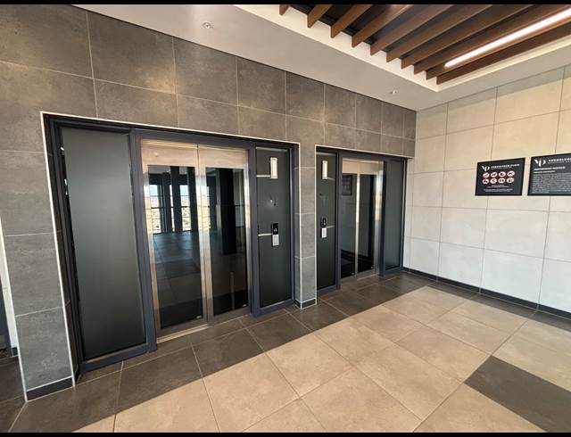 942M² OFFICE TO LET IN SIR LOWRYS PASS