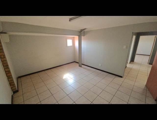 320M² WORKSHOP TO LET IN VAALBANK