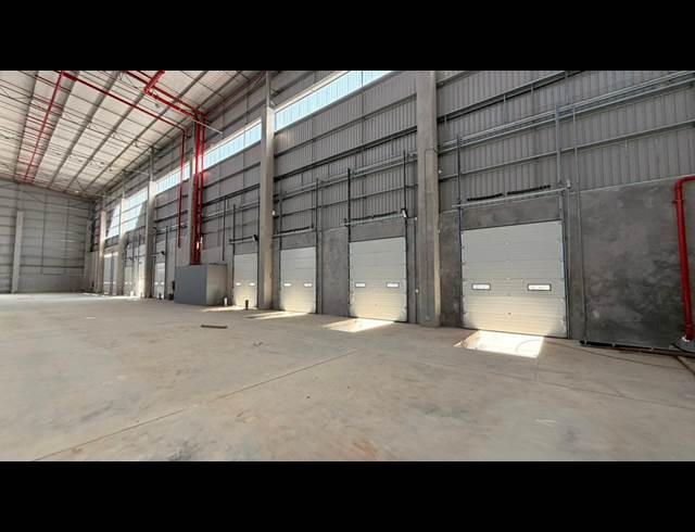 5,369M² WAREHOUSE TO LET IN LOUWLARDIA