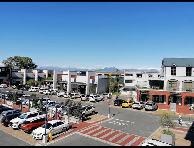 156M² OFFICE TO LET IN DURBANVILLE CENTRAL