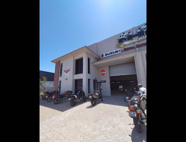 533M² WAREHOUSE TO LET IN STIKLAND