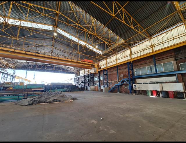 5,280M² WAREHOUSE RENTED IN ROODEKOP