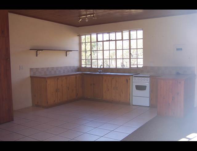 2 bed property to rent in NIETGEDACHT 535-JQ