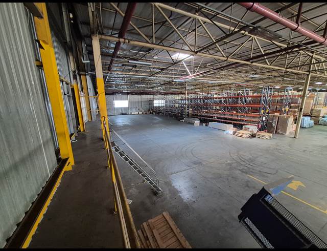 8,000M² WAREHOUSE TO LET IN HERIOTDALE