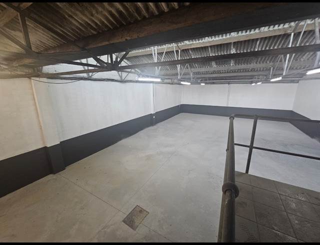 360M² WAREHOUSE TO LET IN EPPING INDUSTRIAL