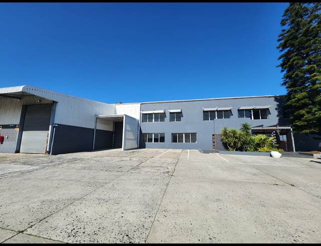 2,770M² WAREHOUSE TO LET IN EPPING INDUSTRIAL