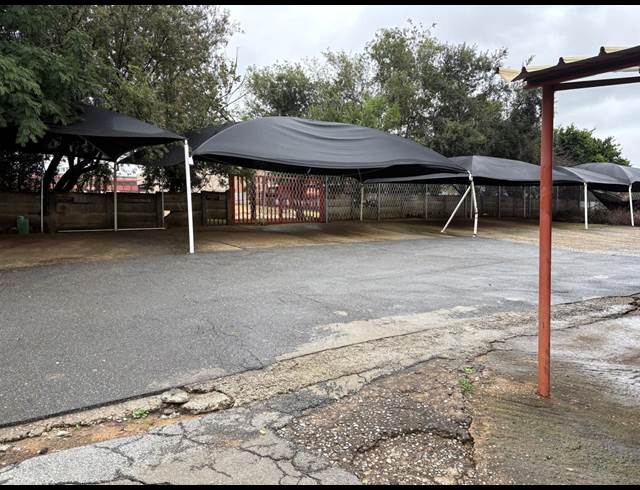 5,500M² WAREHOUSE TO LET IN WADEVILLE