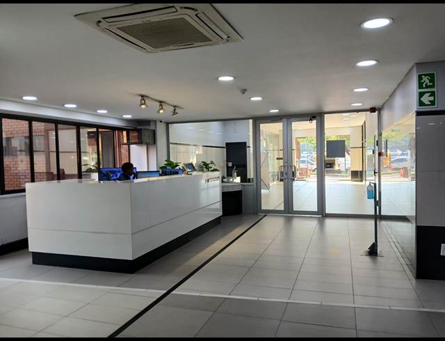 330M² OFFICE TO LET IN WESTVILLE