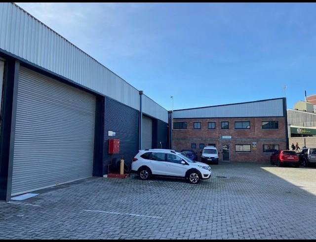 1,836M² WAREHOUSE TO LET IN NDABENI