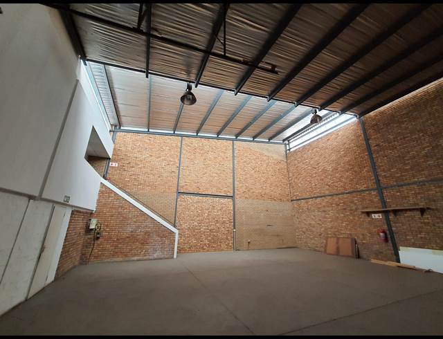 240M² MINI FACTORY RENTED IN DRIEHOEK