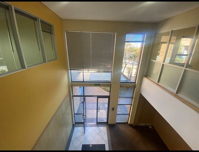 680M² OFFICE TO LET IN BEDFORDVIEW