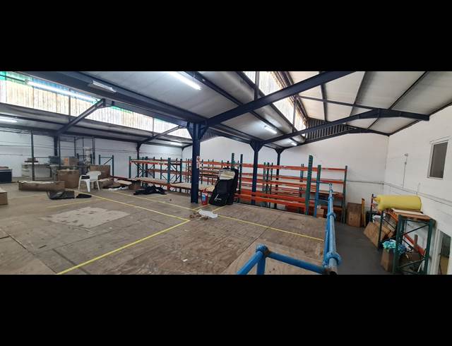 636M² WAREHOUSE TO LET IN DIEP RIVER