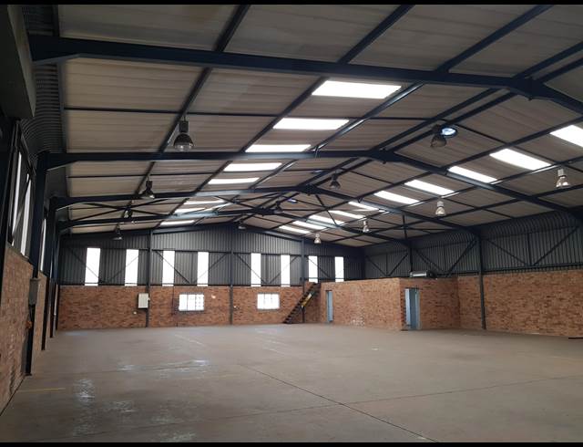 1,000M² WAREHOUSE RENTED IN SEBENZA