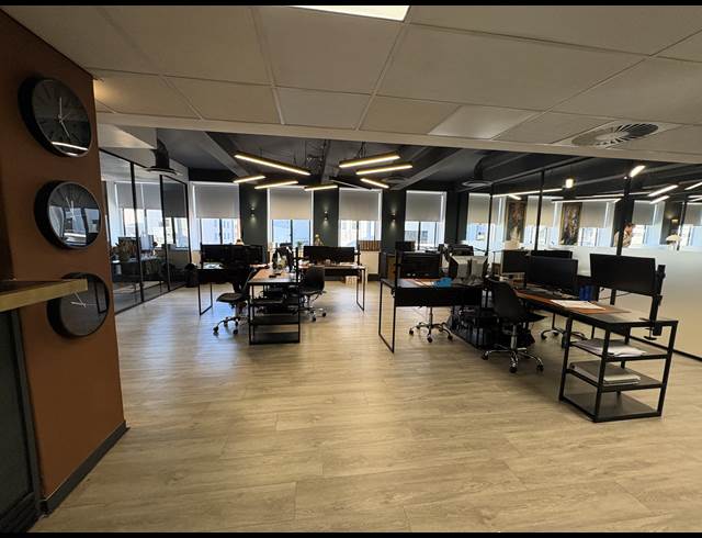 461M² OFFICE TO LET IN CAPE TOWN CITY CENTRE