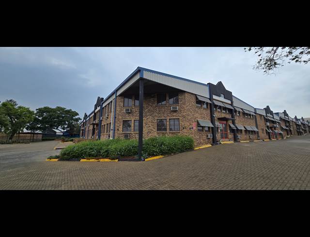 1,373M² WAREHOUSE TO LET IN KYA SANDS