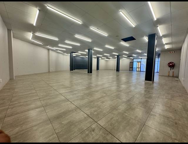 400M² RETAIL TO LET IN VERULAM RURAL