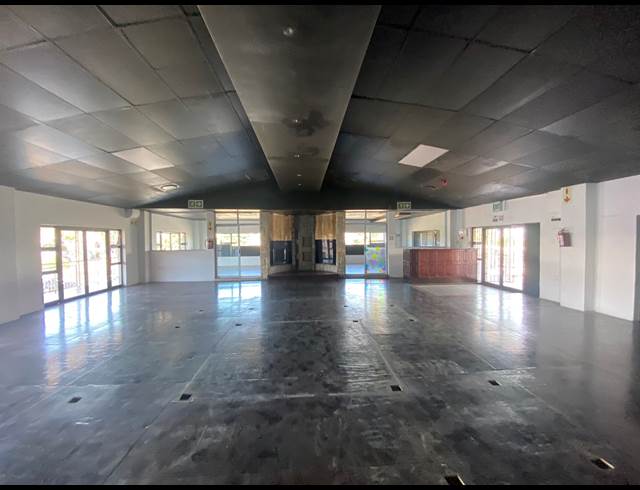 370M² RETAIL TO LET IN PARKLANDS