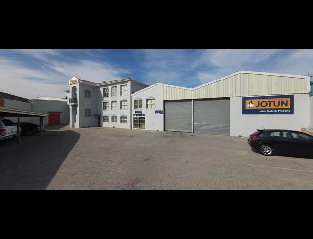 2,100M² WAREHOUSE TO LET IN STIKLAND