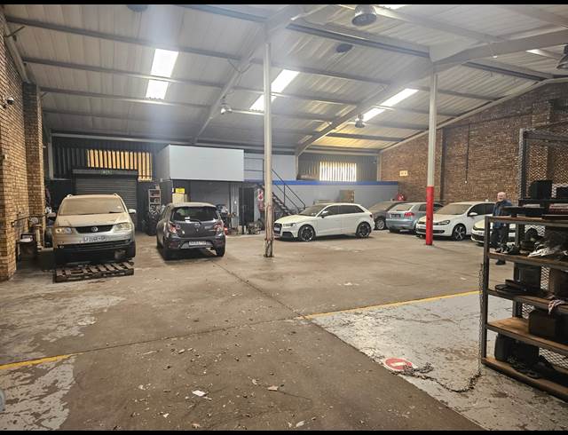 370M² WAREHOUSE TO LET IN NEW ERA