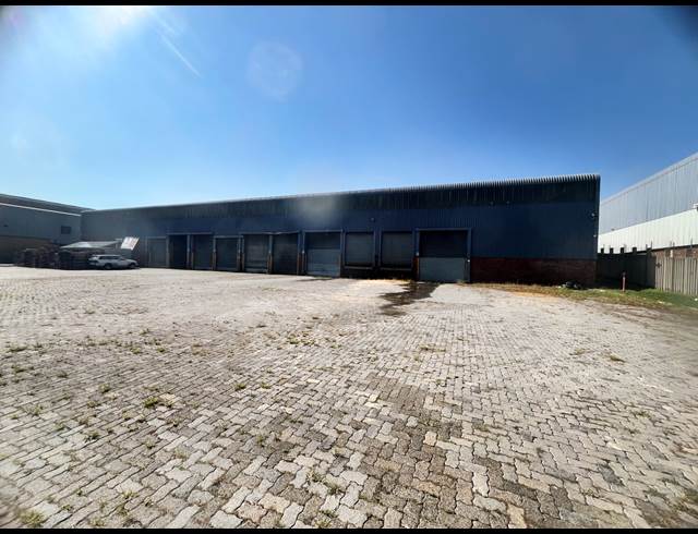 4,000M² WAREHOUSE TO LET IN JET PARK