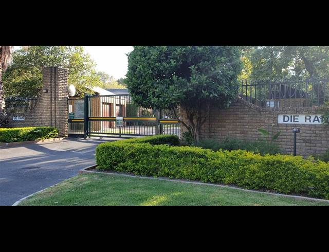 2 bed property to rent in DIE RAND