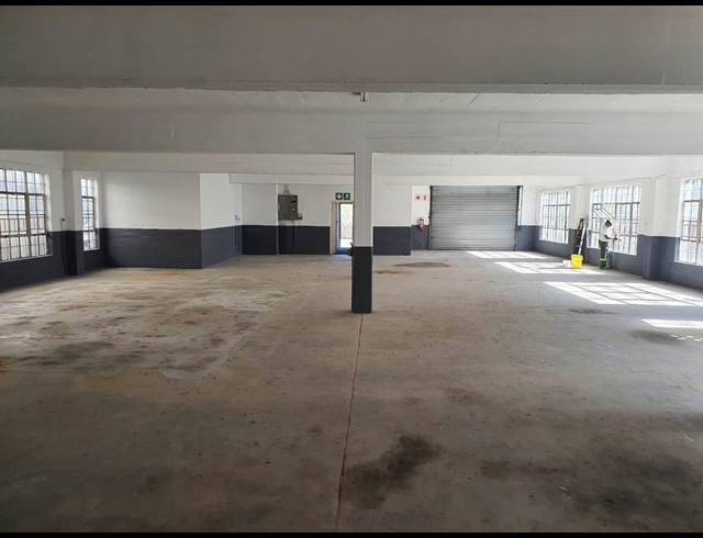 437M² WAREHOUSE TO LET IN NEW GERMANY