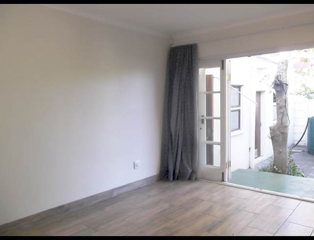 3 bed property to rent in OBSERVATORY