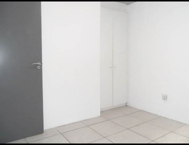 1 bed property to rent in WYNBERG