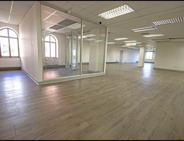510M² OFFICE TO LET IN FOURWAYS