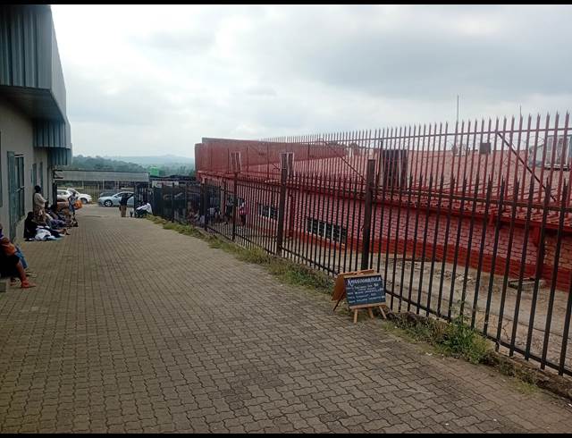 60M² OFFICE TO LET IN WHITE RIVER CENTRAL
