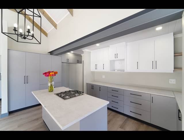 3 bed property to rent in ALTONA