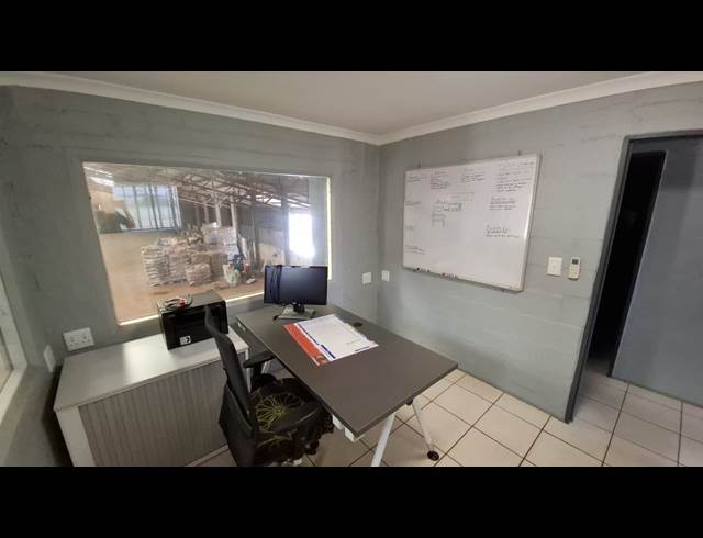 1,950M² WAREHOUSE TO LET IN JOOSTENBERGVLAKTE
