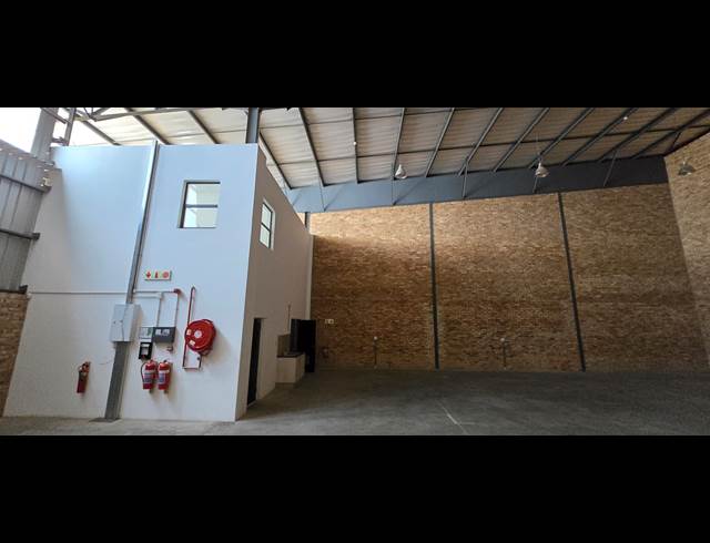 453M² WAREHOUSE TO LET IN KYA SANDS