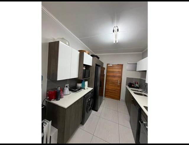 3 BEDROOM PROPERTY TO RENT IN GLEN MARAIS