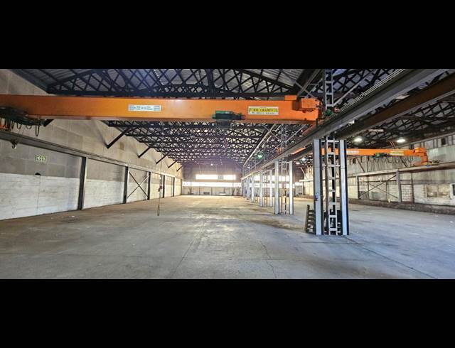 1,474M² WAREHOUSE TO LET IN PAARL CENTRAL
