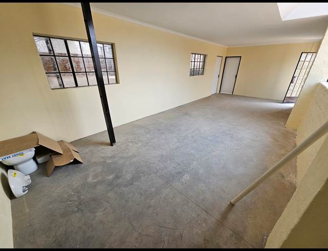 480M² WAREHOUSE TO LET IN BENONI SOUTH