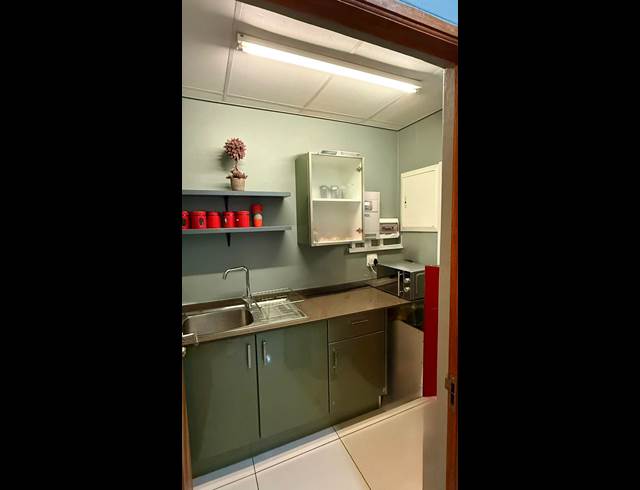 156M² OFFICE TO LET IN NELSPRUIT EXT 2
