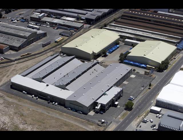 2,224M² WAREHOUSE TO LET IN EPPING INDUSTRIAL
