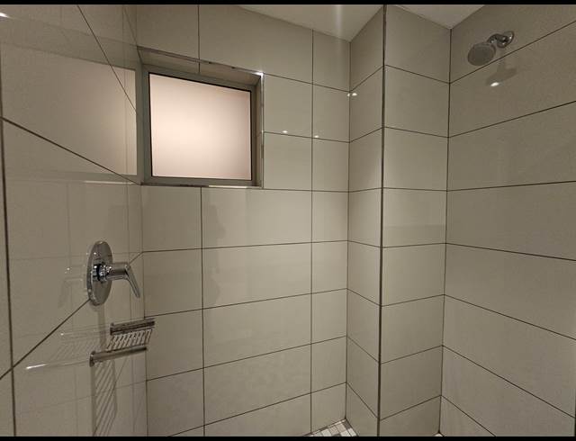 2 BEDROOM APARTMENT TO LET IN ROSEBANK