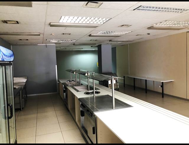 6,162M² OFFICE TO LET IN ISANDO