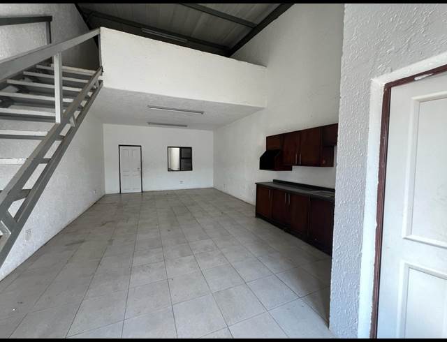 225M² WAREHOUSE TO LET IN MULDERSDRIFT