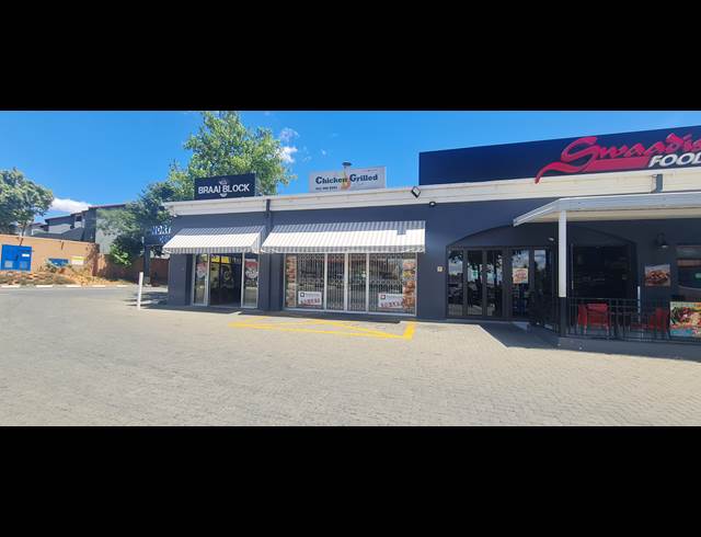 92M² RETAIL TO LET IN NORTH RIDING