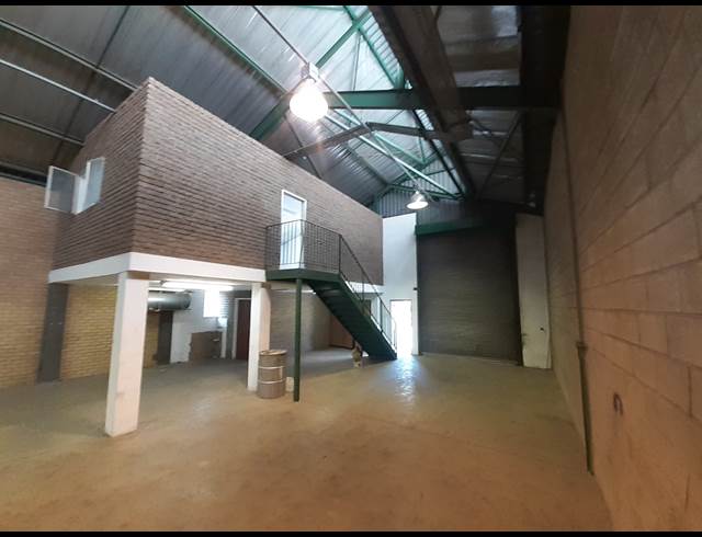 291M² WAREHOUSE TO LET IN ROBERTVILLE